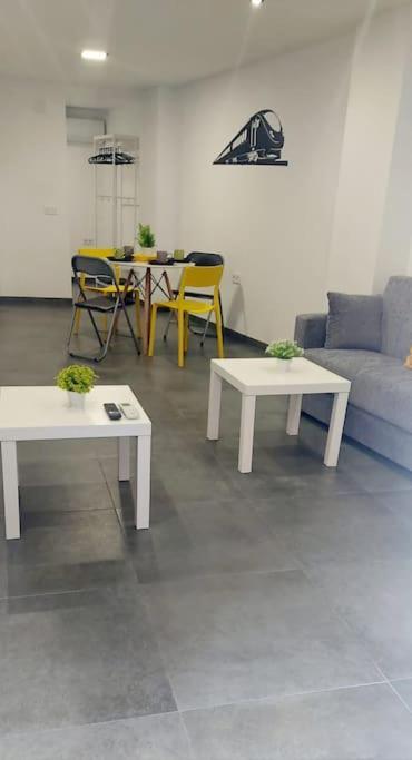 Loft Entero Centro Alicante Buitenkant foto